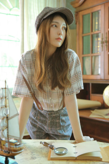 女同