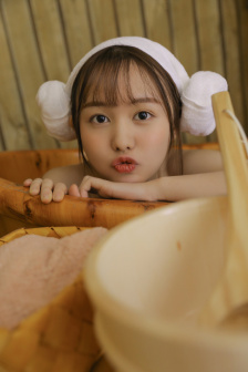 被体育老师C了一节林妙妙